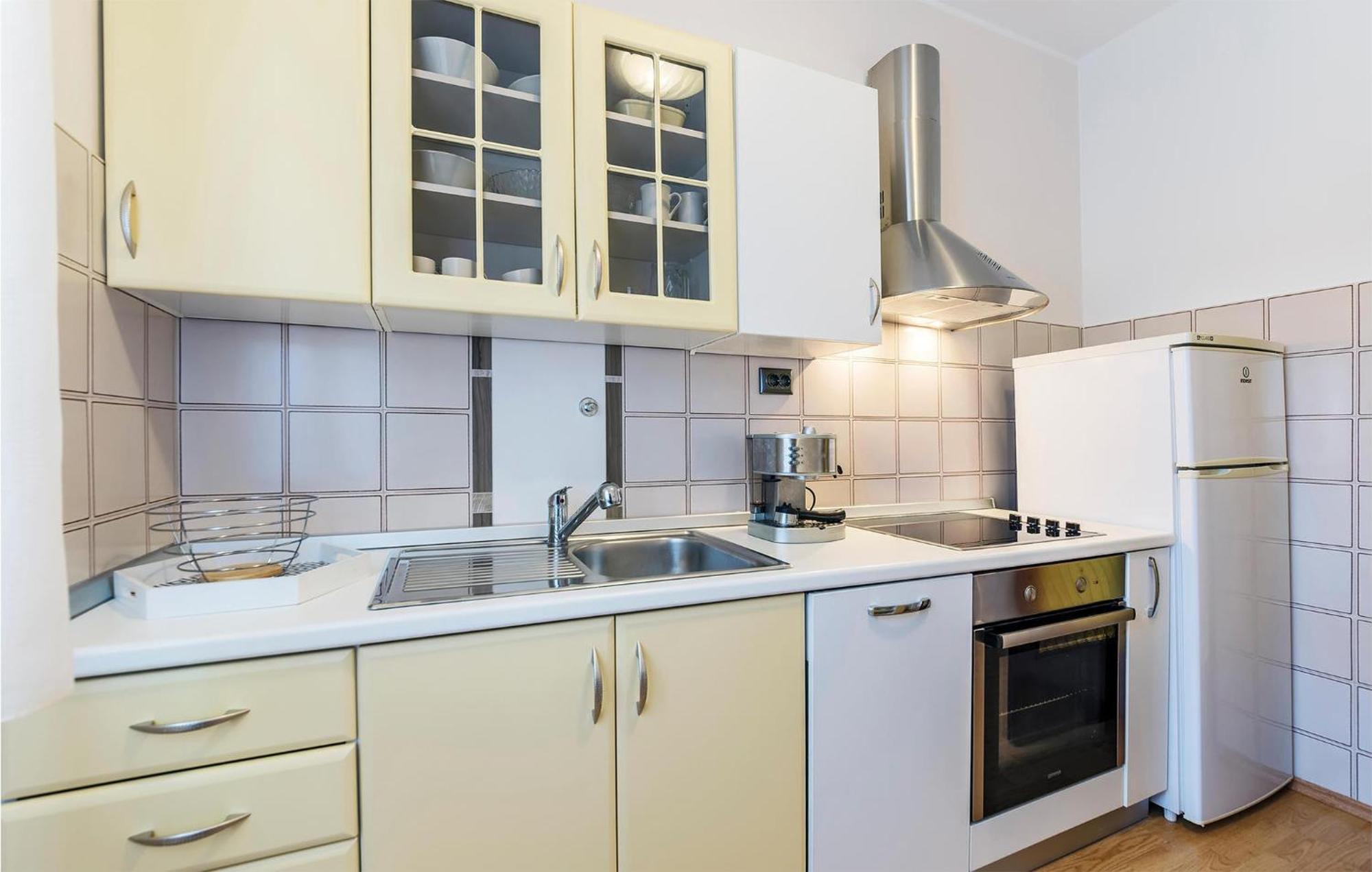 2 Bedroom Beautiful Apartment In Valtura מראה חיצוני תמונה